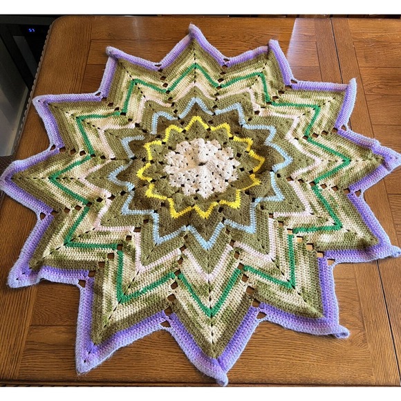 White Other - Vintage Hand Crocheted Star Shape Afghan/Baby Blanket/Cover Multicolor Unique